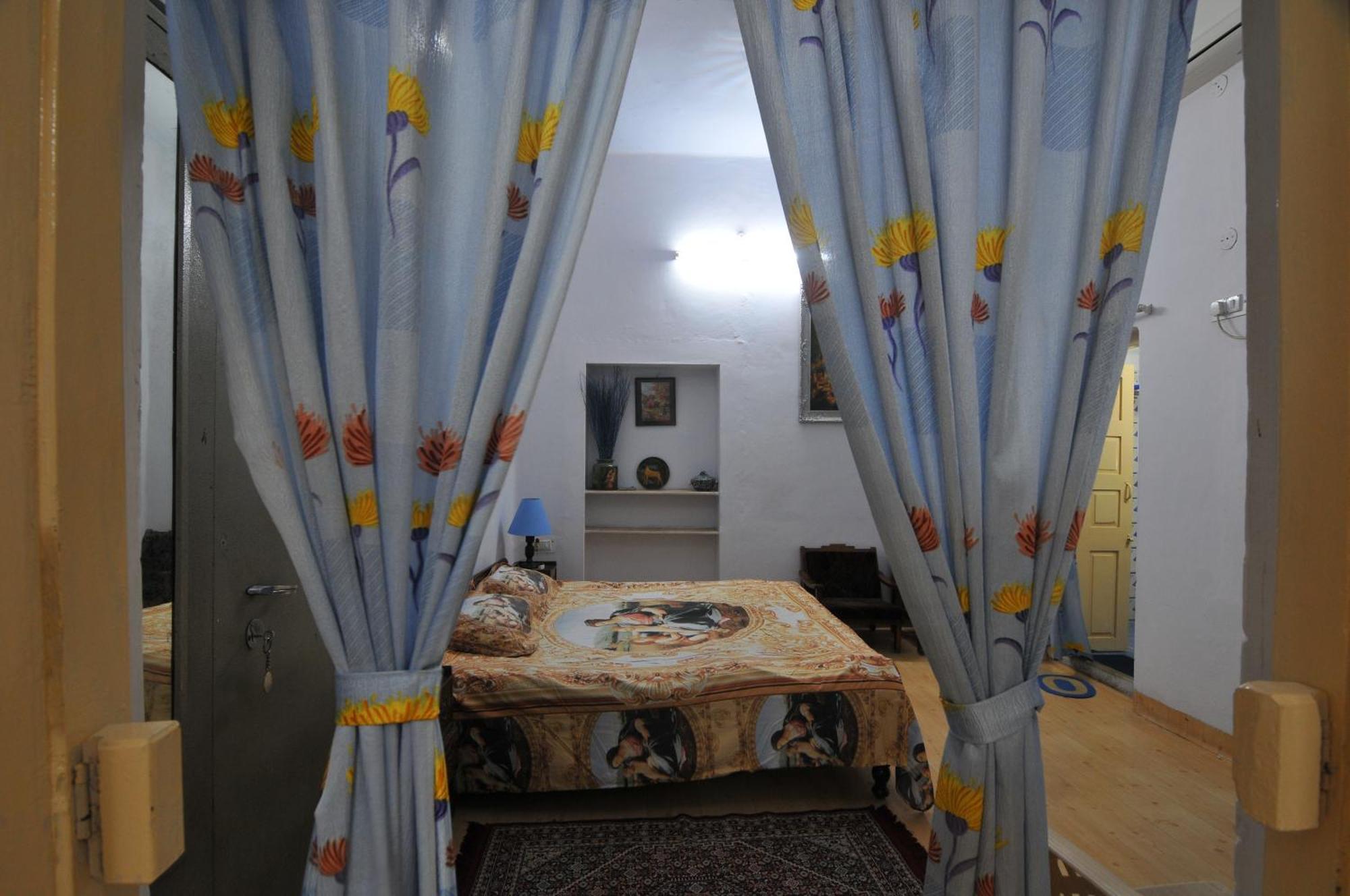 Jheelam Homestay Bhopal Exteriör bild