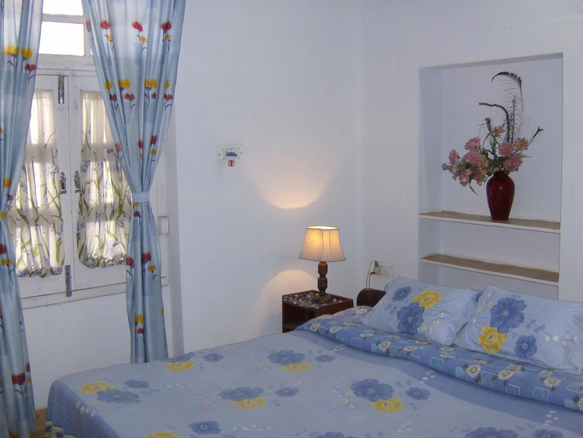Jheelam Homestay Bhopal Exteriör bild