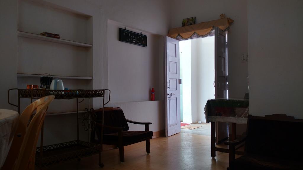 Jheelam Homestay Bhopal Exteriör bild